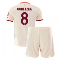 Camiseta Bayern Munich Leon Goretzka #8 Tercera Equipación para niños 2024-25 manga corta (+ pantalones cortos)